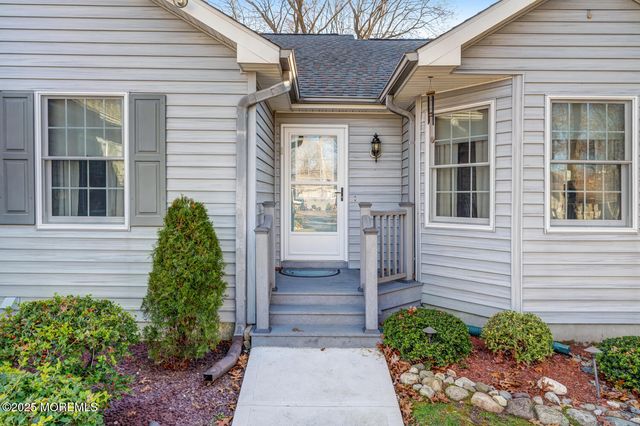 104 3rd Avenue, Tuckerton, NJ 08087