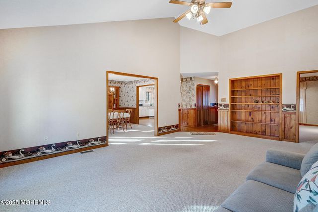 104 3rd Avenue, Tuckerton, NJ 08087