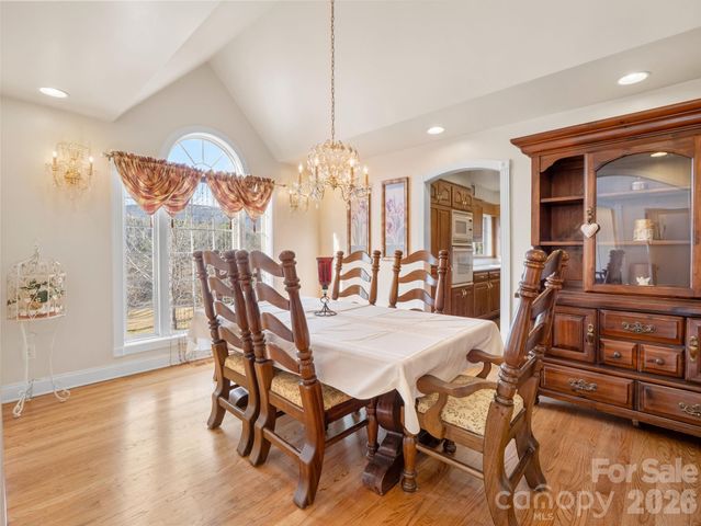 92 Rodaeo Drive, Columbus, NC 28722