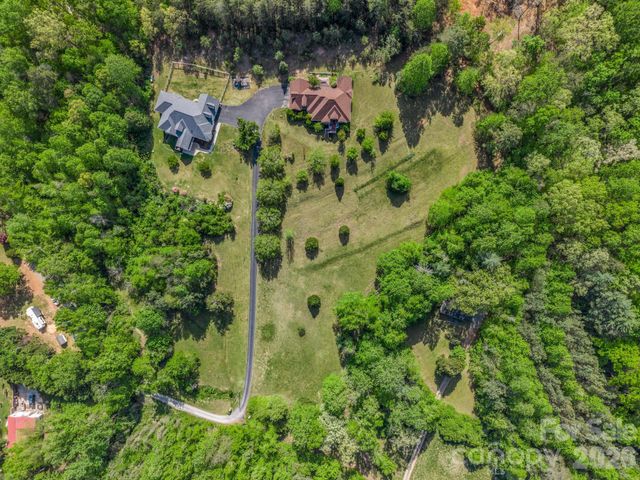 92 Rodaeo Drive, Columbus, NC 28722