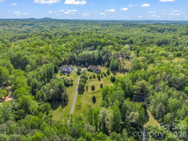 92 Rodaeo Drive, Columbus, NC 28722