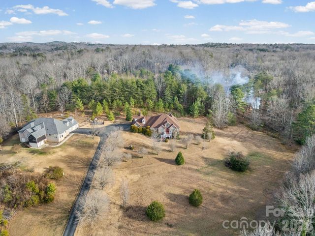 92 Rodaeo Drive, Columbus, NC 28722