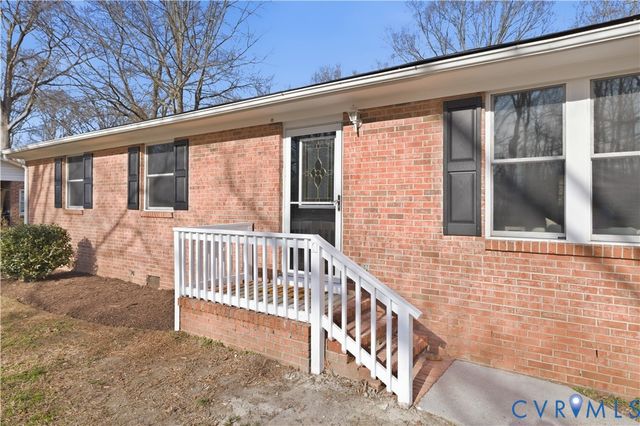 4400 Treely Rd, Chester, VA 23831