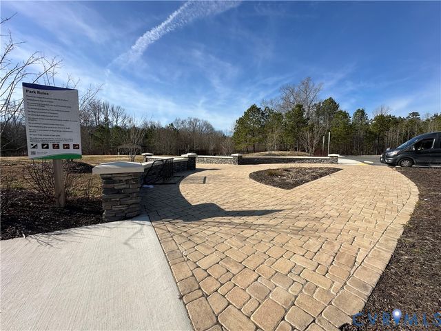 4400 Treely Rd, Chester, VA 23831