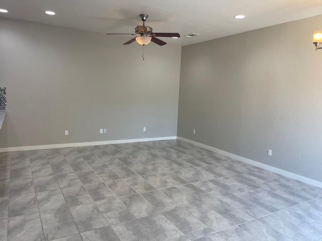 1668 Bull Lea Drive SE, Albuquerque, NM 87123