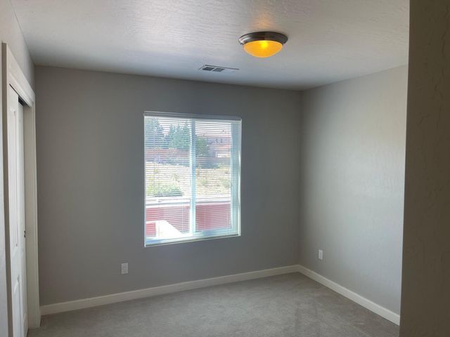 1668 Bull Lea Drive SE, Albuquerque, NM 87123