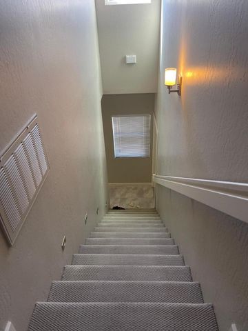 1668 Bull Lea Drive SE, Albuquerque, NM 87123