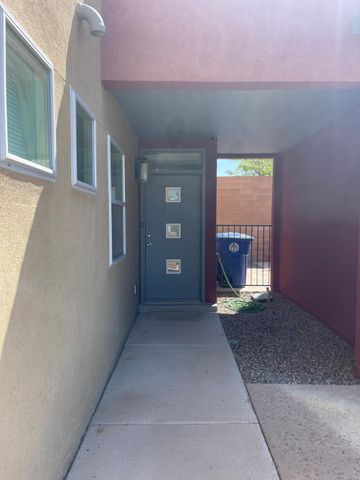1668 Bull Lea Drive SE, Albuquerque, NM 87123