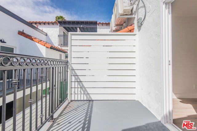 2757 Andreo 8, Torrance, CA 90501