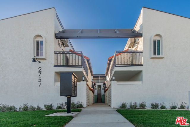 2757 Andreo 8, Torrance, CA 90501
