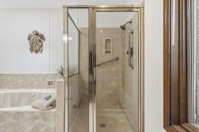 56 James View Road, Kimberling City, MO 65686