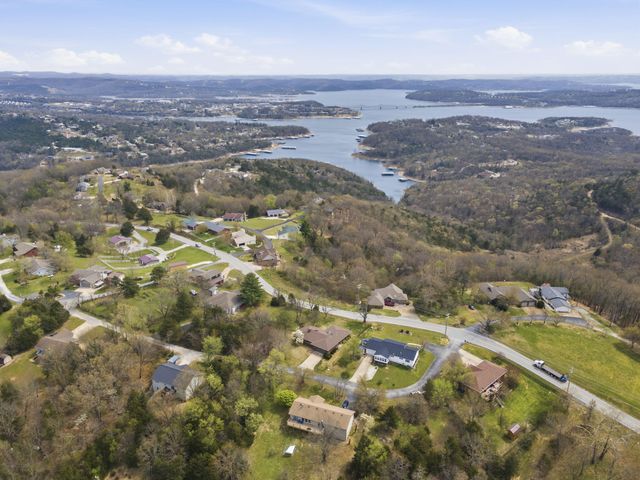 56 James View Road, Kimberling City, MO 65686