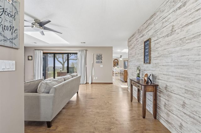 56 James View Road, Kimberling City, MO 65686