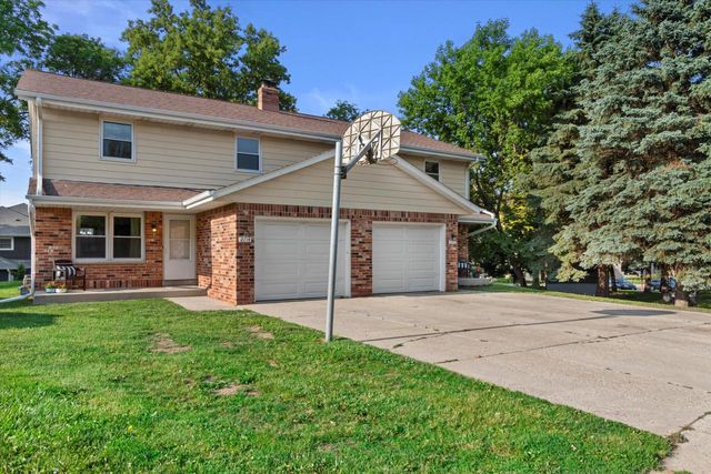2712 Welsh COURT #2714, Waukesha, WI 53188