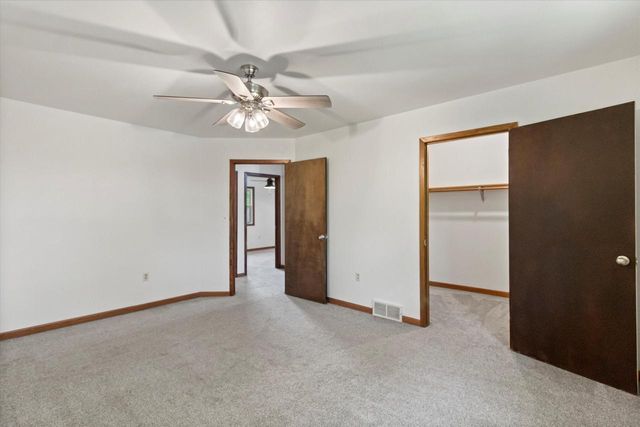 2712 Welsh COURT #2714, Waukesha, WI 53188