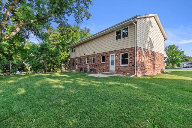 2712 Welsh COURT #2714, Waukesha, WI 53188