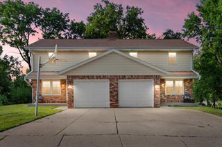 2712 Welsh COURT #2714, Waukesha, WI 53188