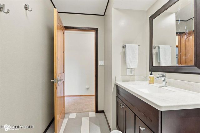8670 Kushtaka Circle, Anchorage, AK 99504