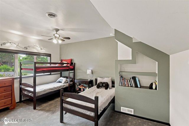 8670 Kushtaka Circle, Anchorage, AK 99504