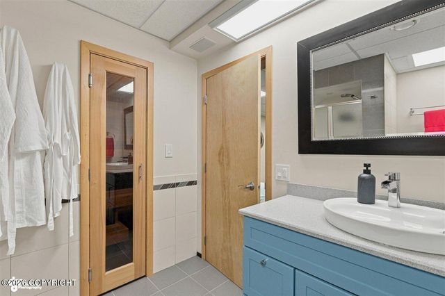 8670 Kushtaka Circle, Anchorage, AK 99504