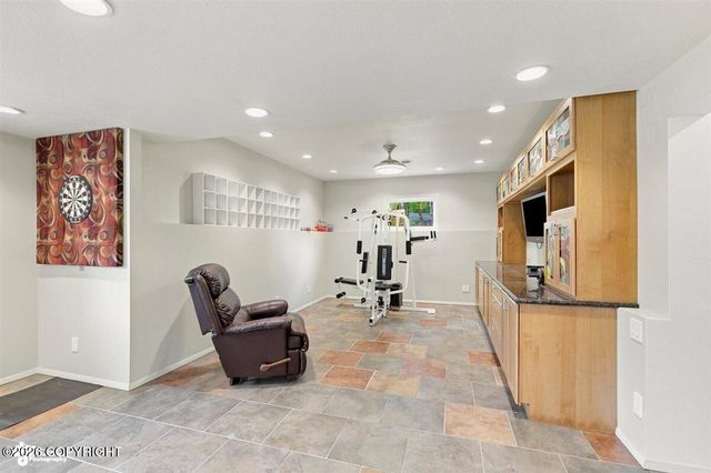 8670 Kushtaka Circle, Anchorage, AK 99504