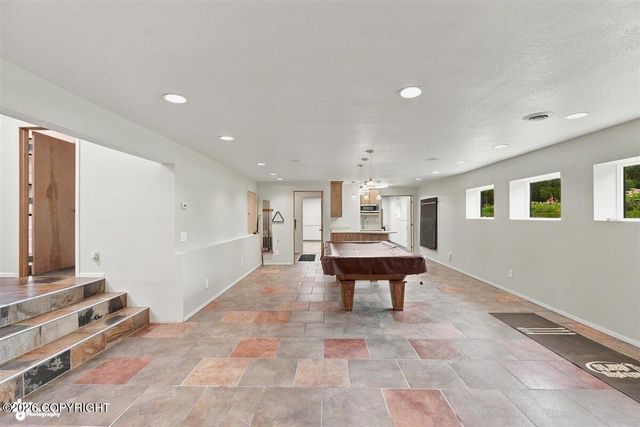 8670 Kushtaka Circle, Anchorage, AK 99504