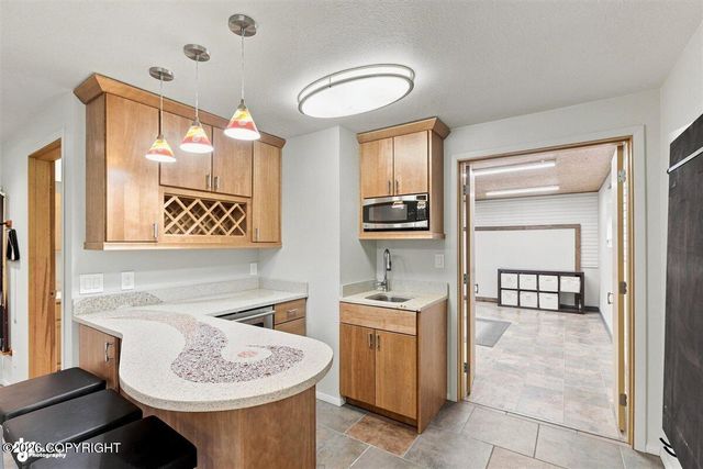 8670 Kushtaka Circle, Anchorage, AK 99504