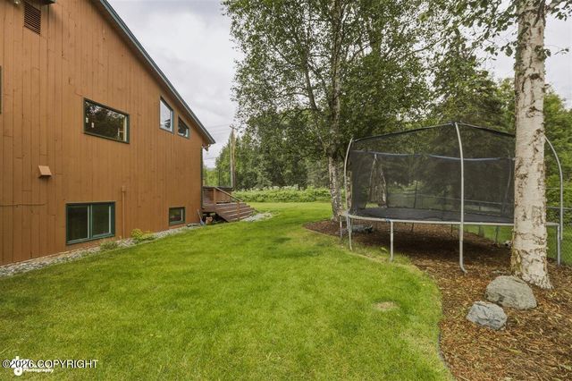 8670 Kushtaka Circle, Anchorage, AK 99504