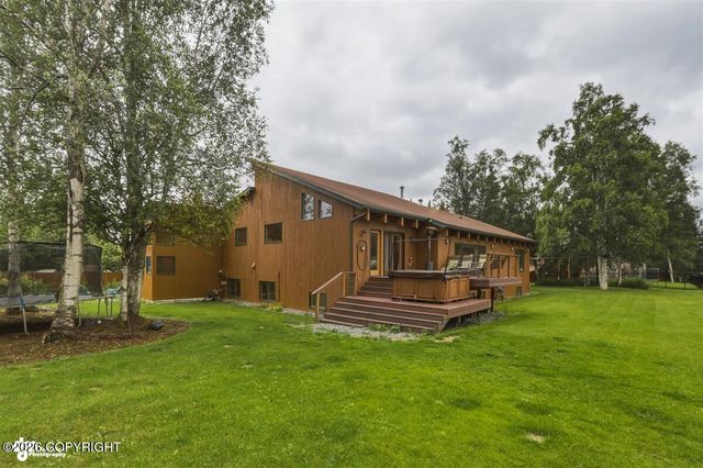 8670 Kushtaka Circle, Anchorage, AK 99504