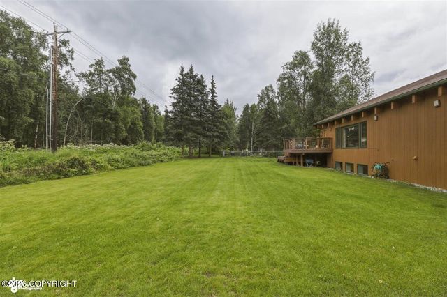 8670 Kushtaka Circle, Anchorage, AK 99504