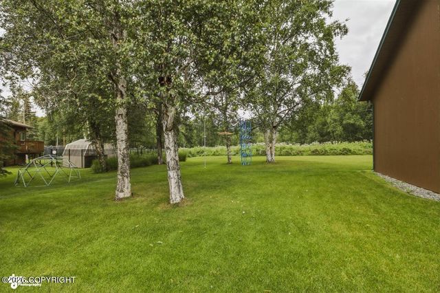 8670 Kushtaka Circle, Anchorage, AK 99504