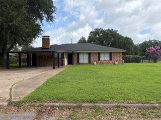 1027 Evergreen Street, Mexia, TX 76667
