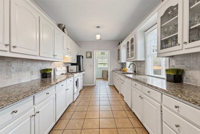 1632 Washington Avenue, Fort Worth, TX 76104