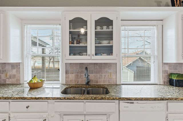 1632 Washington Avenue, Fort Worth, TX 76104