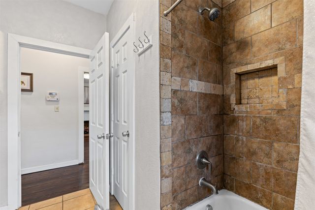 1632 Washington Avenue, Fort Worth, TX 76104