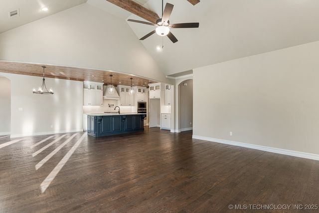 9104 E 62nd Place S, Tulsa, OK 74133