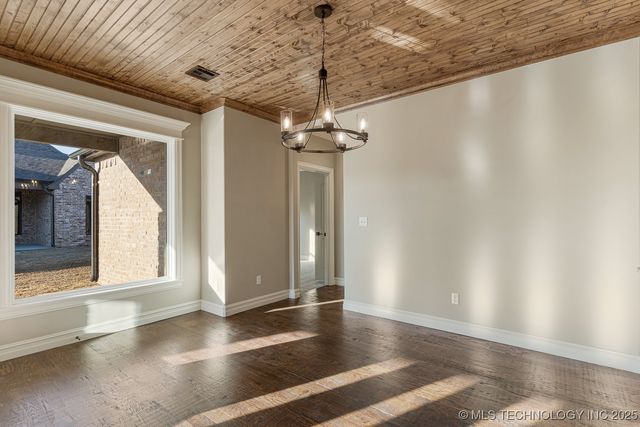 9104 E 62nd Place S, Tulsa, OK 74133