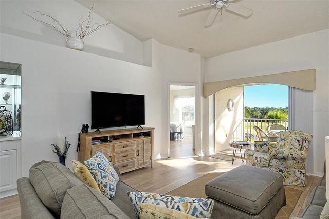 5221 MAHOGANY RUN AVENUE 223, Sarasota, FL 34241