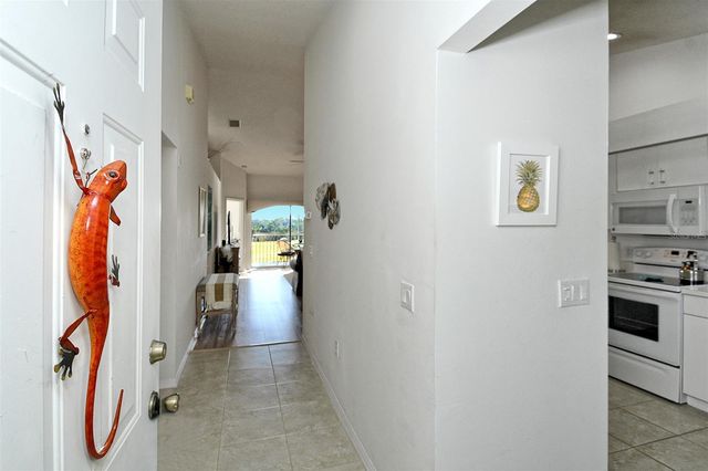 5221 MAHOGANY RUN AVENUE 223, Sarasota, FL 34241