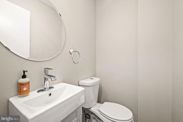 503 BLOOMFIELD AVE, Drexel Hill, PA 19026