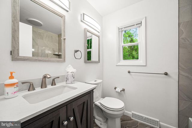503 BLOOMFIELD AVE, Drexel Hill, PA 19026