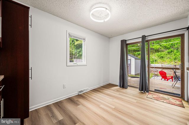 503 BLOOMFIELD AVE, Drexel Hill, PA 19026