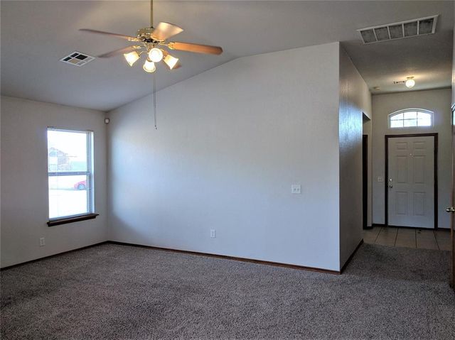 2821 East Lake Drive, Norman, OK 73071