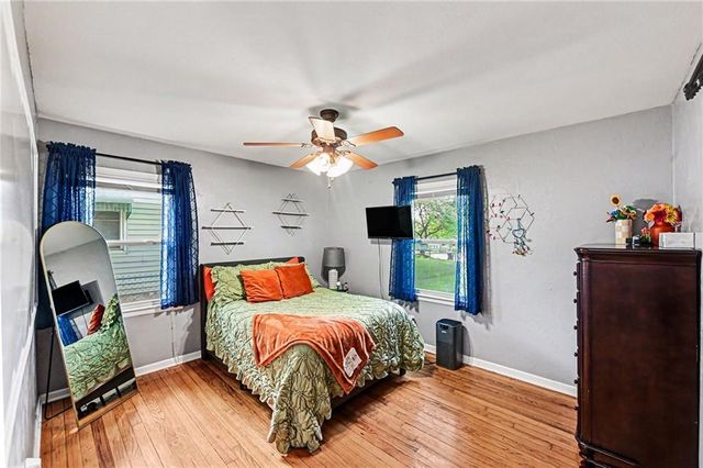 30 S Village Drive, Liberty, MO 64068