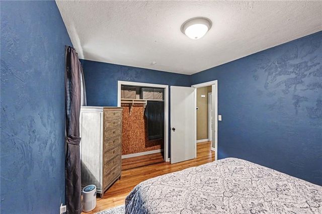 30 S Village Drive, Liberty, MO 64068