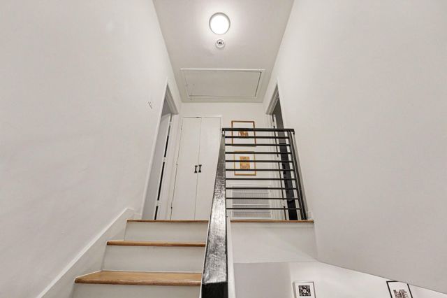 2100 Commonwealth Street M, Houston, TX 77006