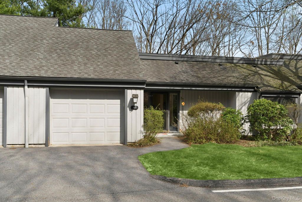 342 Heritage Hills B, Somers, NY 10589