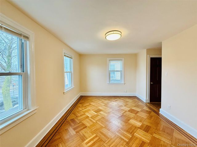 1813 Willow Lane, Bronx, NY 10461