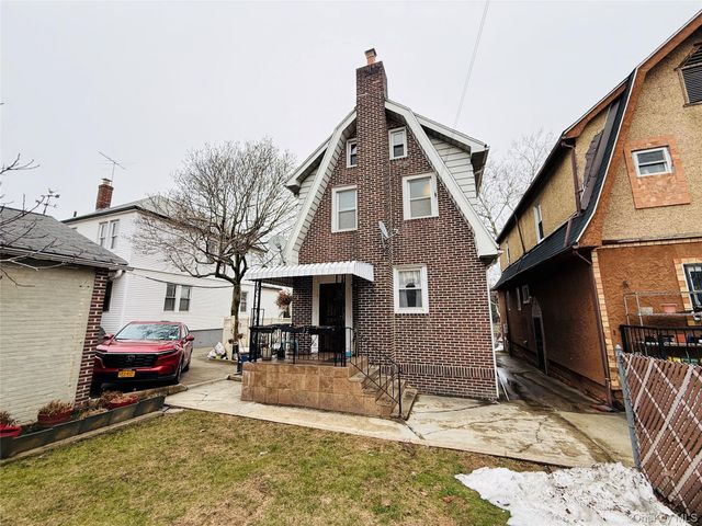 1813 Willow Lane, Bronx, NY 10461