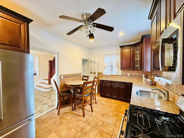 1813 Willow Lane, Bronx, NY 10461